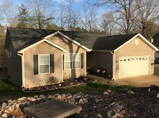 340 E Celestial Dr, Greer, SC 29651
