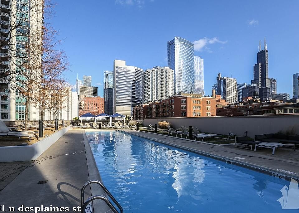 1st image of 361 N Desplaines St #924