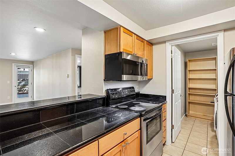 4th image of 1124 N 92nd Street #104