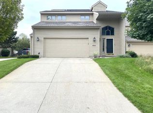 1634 W Harbour Towne Cir, Muskegon, MI 49441
