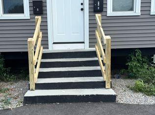 44 Vickery St #1, Warwick, RI 02888