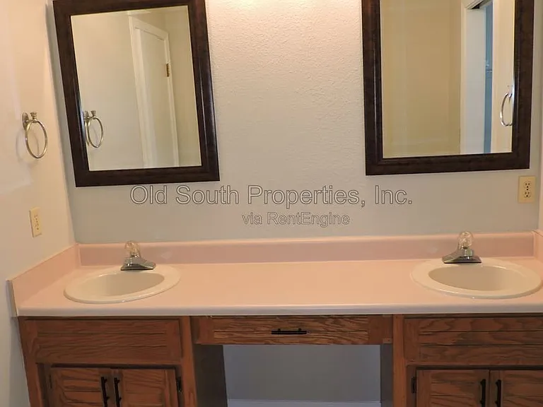 5261 Rowe Trl — Photo 18
