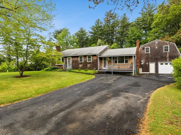 60 Paddock Rd, Bridgewater, MA 02324