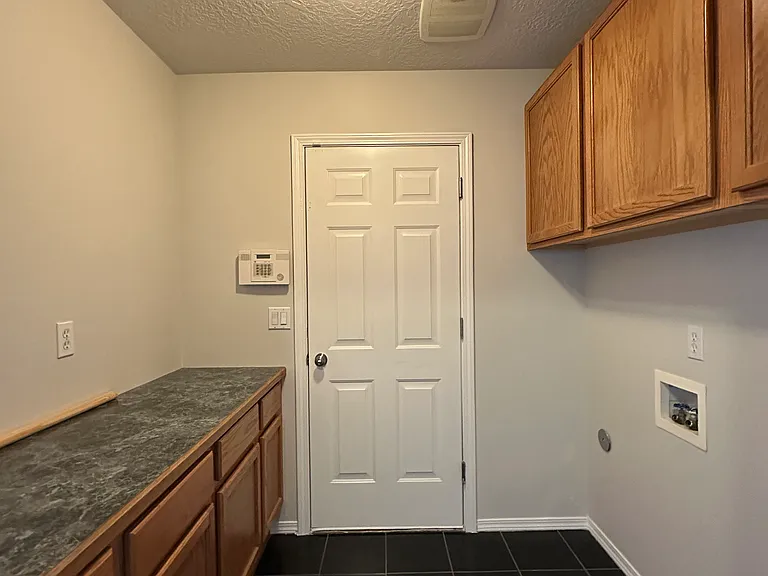 16384 Rainbow Dr — Photo 35