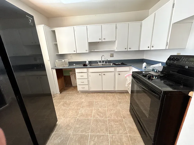 823 Brookside Dr — Photo 8