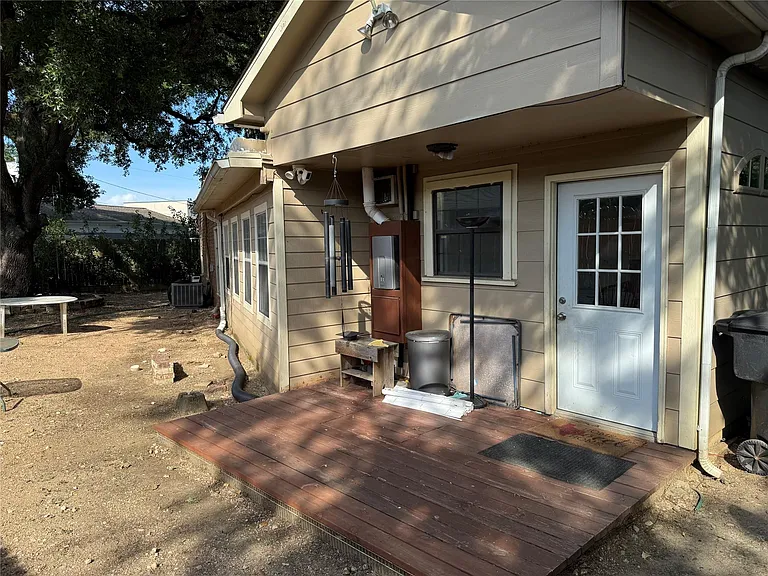 6944 Burgess St — Photo 4