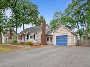 230 Chelmsford St, Chelmsford, MA 01824