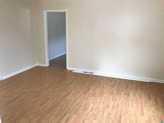 4th image of 630-632 Burks Branch Rd #630