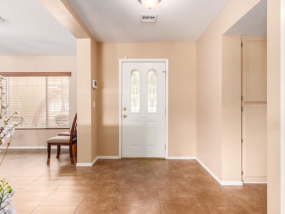 4th image of 2845 E Claire Dr