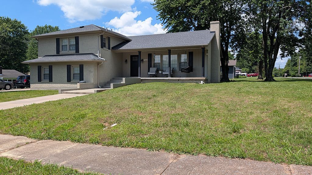 1333 Cherry Dr - Property Image