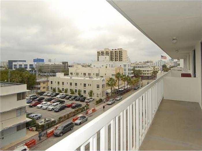 1st image of 401 Ocean Dr APT 604