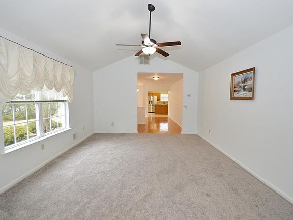 4th image of 2353 W Ashfield Ct