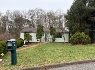 265 Sherwood Dr, Monaca, PA 15061