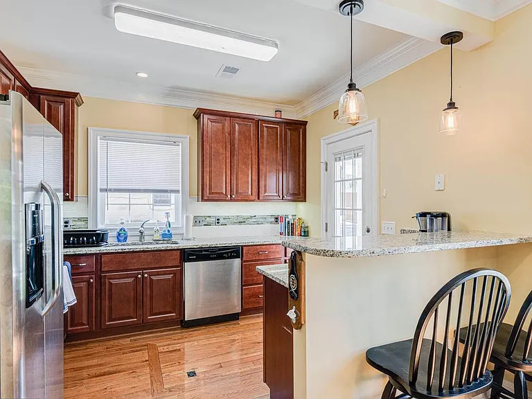 102 Charity Ln — Photo 14