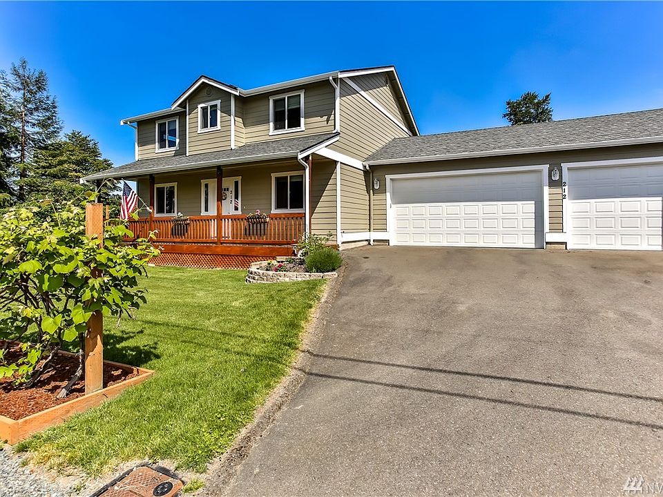 1st image of 212 Cypress Ln
