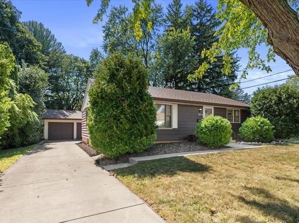 327 Dicke AVENUE, Sheboygan Falls, WI 53085