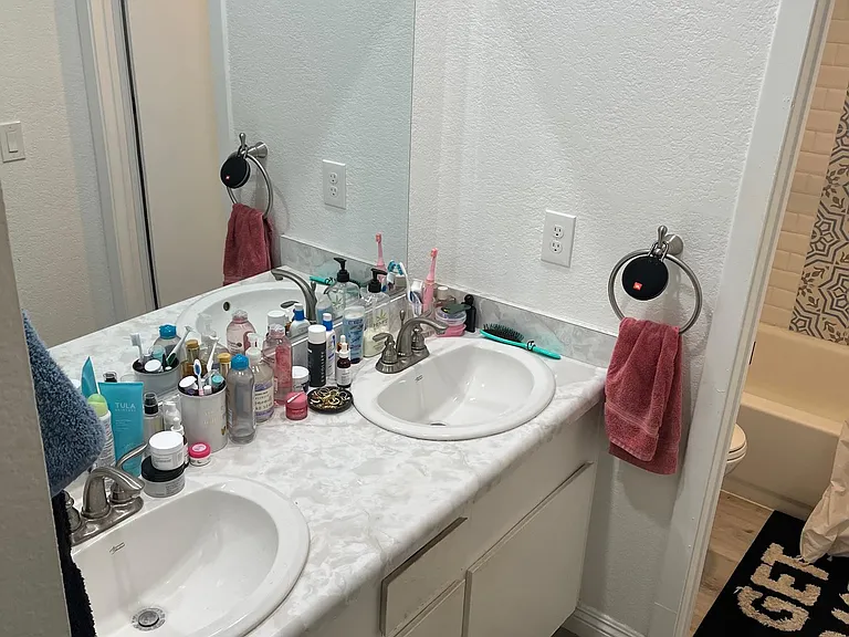 3973 Honeycutt St #B — Photo 6