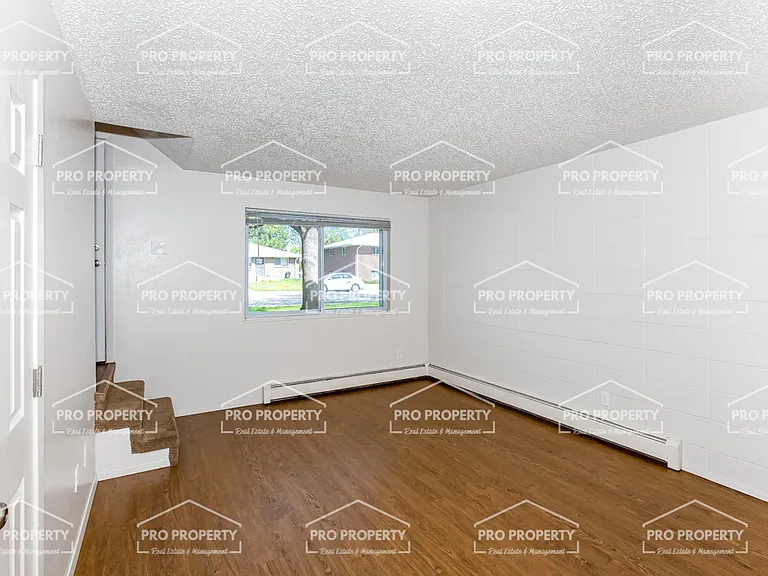 1607 Empire Ave #3 — Photo 6