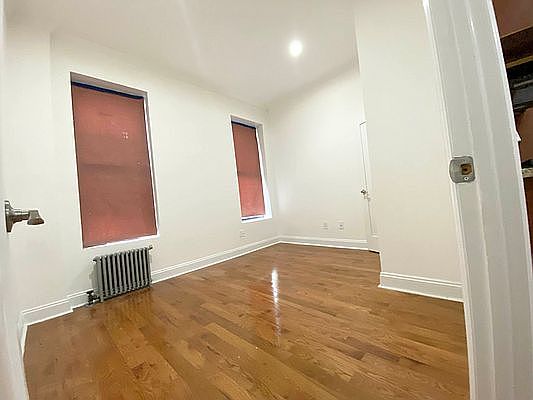 5th image of 558 W 164th St #1H