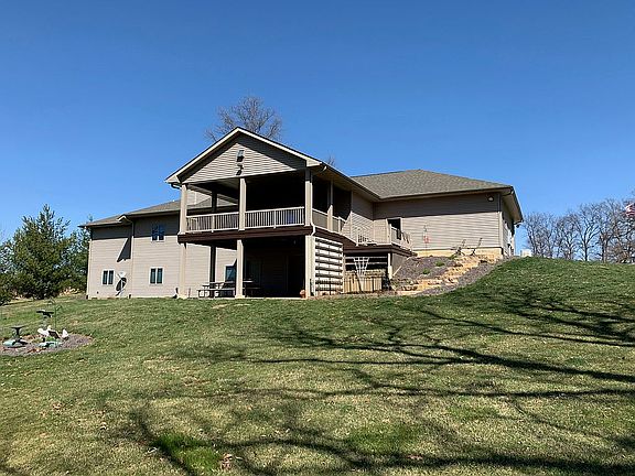 3rd image of 6631 Ryan Ct