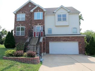 914 Hamilton Ave, Saint louis, MO 63112