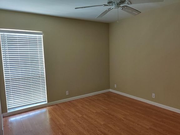 5th image of 2763 Woodgate Ln #310-10