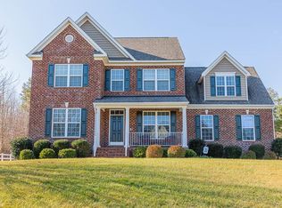 14442 Beachmere Dr, Chester, VA 23831