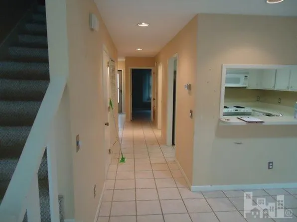 1800 Eastwood Rd APT 265, Wilmington, NC 28403