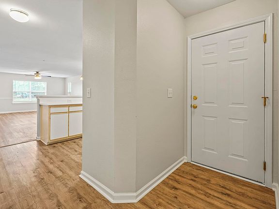 4th image of 1192 River Oaks Dr. #28-B