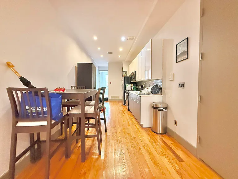 1438 Greene Ave #2R — Photo 1