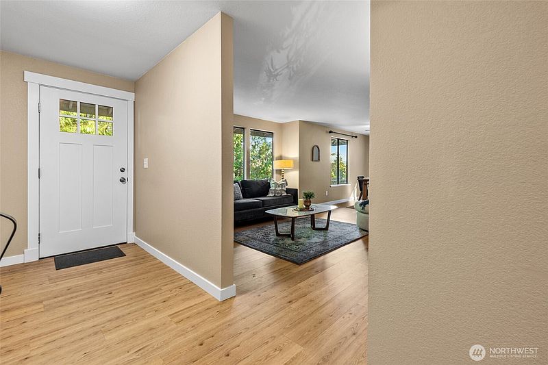 4th image of 1117 Hopi Lane