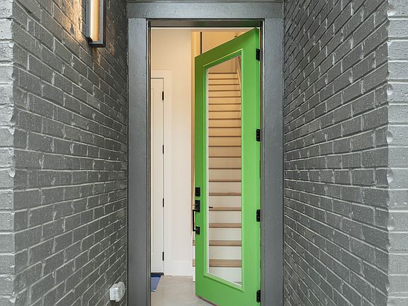 3rd image of 1800 S Holtzclaw Ave #1857