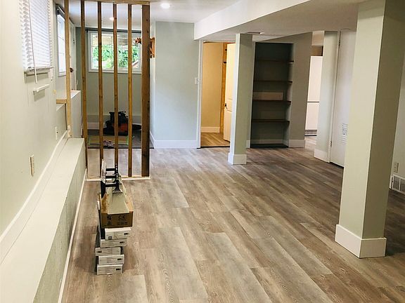 4th image of 218 10th Ave #2