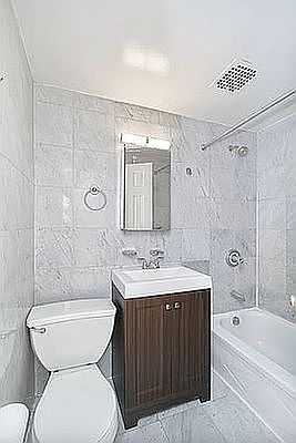 5th image of 233 E 12th St #2