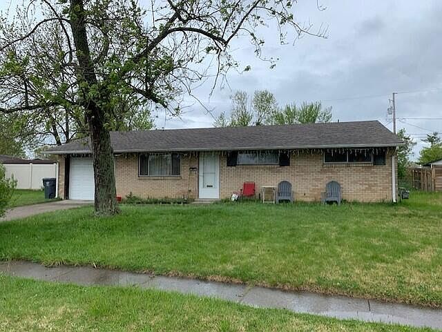 1st image of 1585 Ives Ave