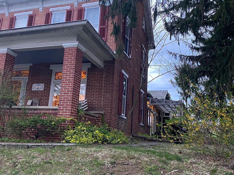 615 Main St, Oley, PA 19547 Zillow