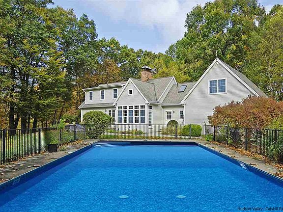 2nd image of 161 Boice Mill Rd
