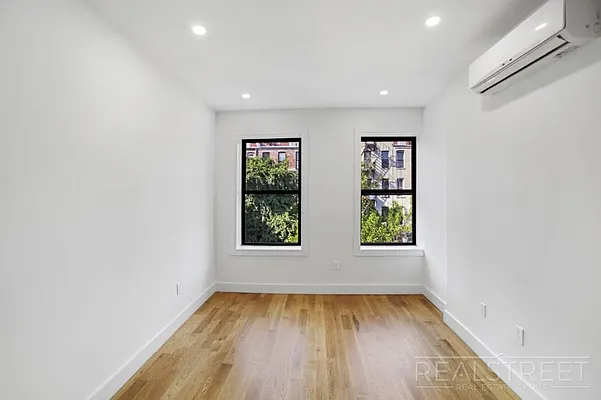 Rented by Real Street Inc | media 4