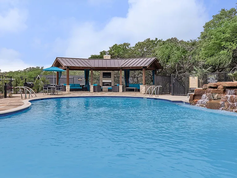 Swimming Pool Vantage at Fair Oaks