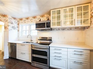 559 Chestnut St, Royersford, PA 19468