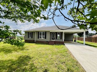 3 Chapman Ln, Fayetteville, TN 37334