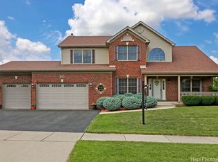 810 Kathi Dr, Hampshire, IL 60140