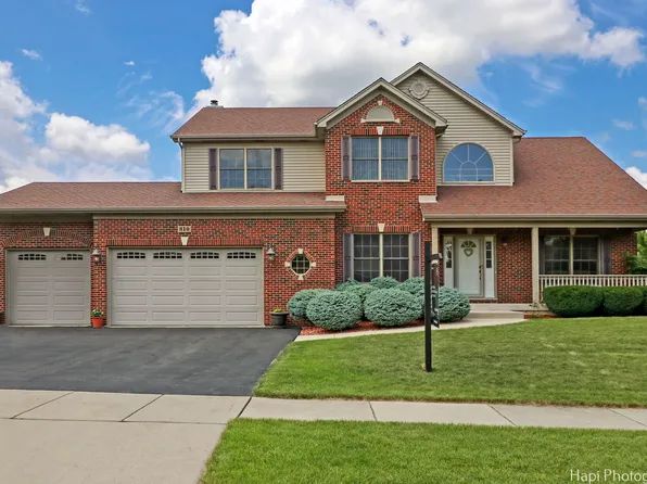 810 Kathi Dr, Hampshire, IL 60140