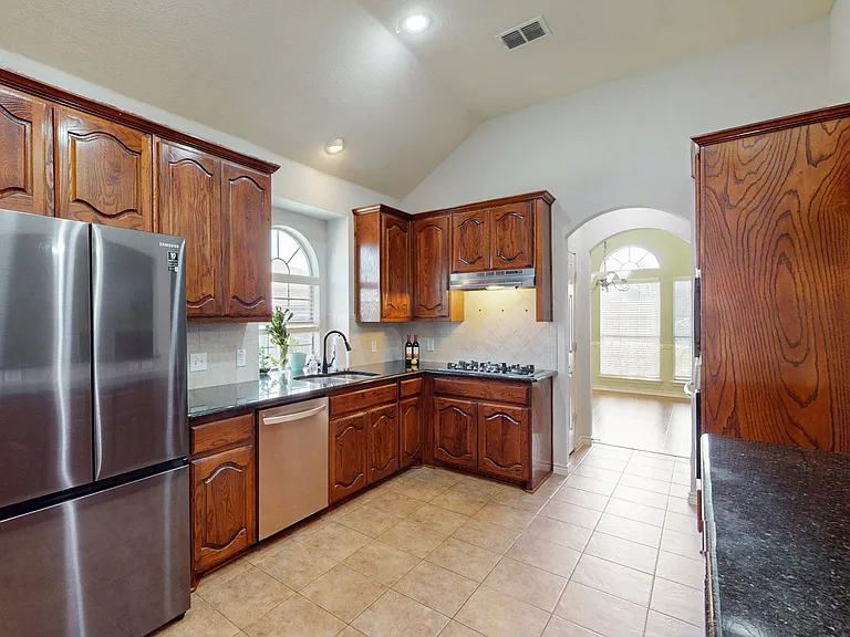 6925 Cattle Dr — Photo 32