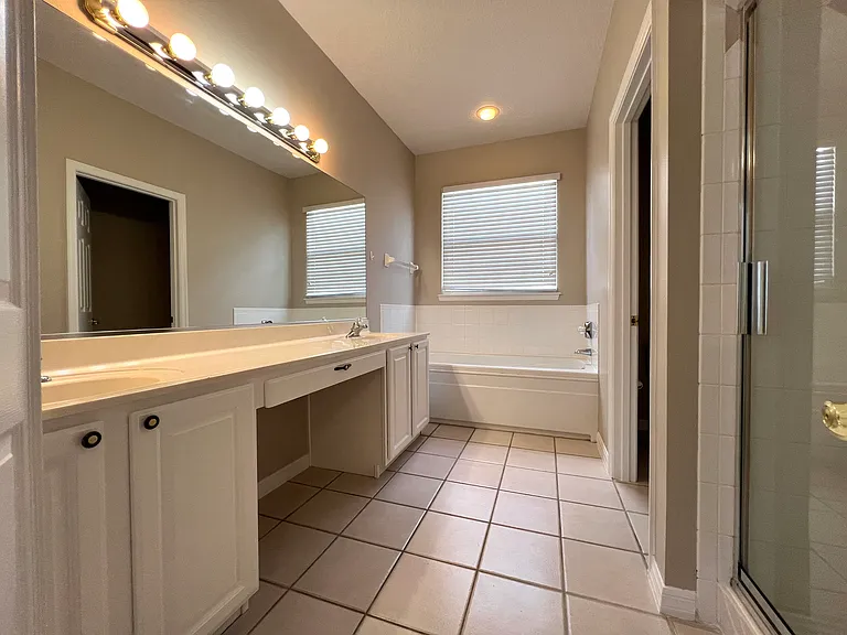 502 Greenbrier Ave — Photo 28