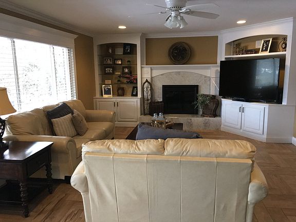 5th image of 7986 Driftwood Dr