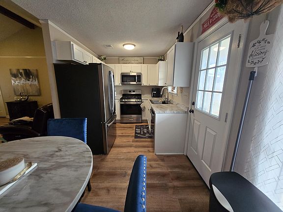 5th image of 7065 Petten Dr