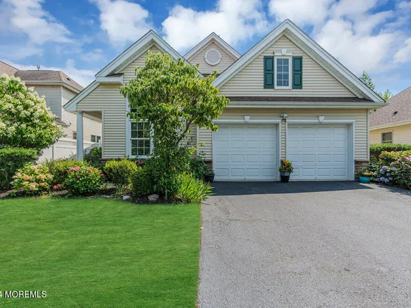 36 Chesapeake Drive, Holmdel, NJ 07733