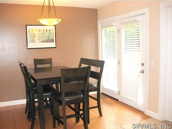 24 Glen Ridge Dr photo 1