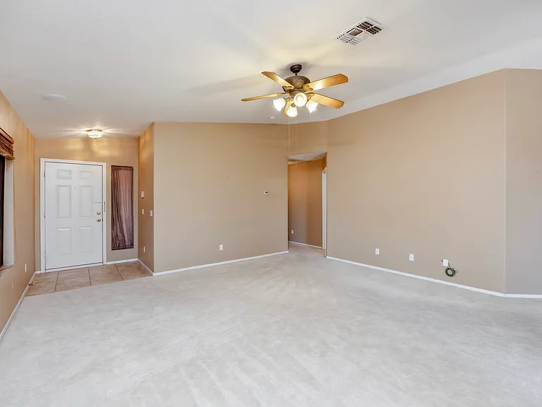 40301 N Fazio St — Photo 3